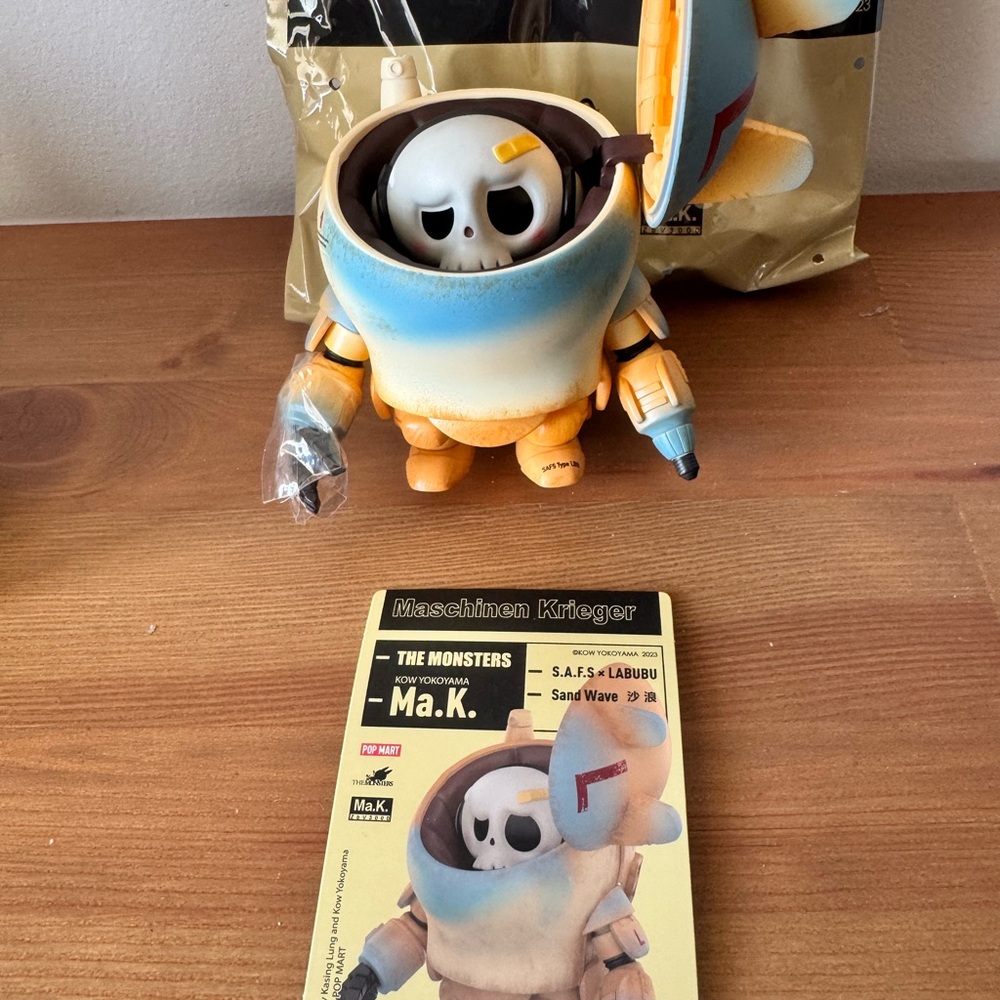 Popmart THE MONSTERS * Kow Yokoyama Ma.k. Series Sand Wave